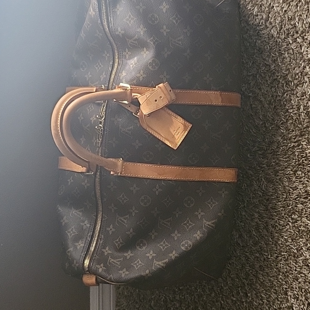 Authentic - Picture 4 of 7